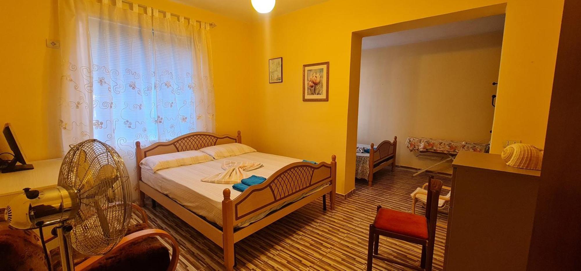 Scodrinon Hostel Shkodër Exterior foto