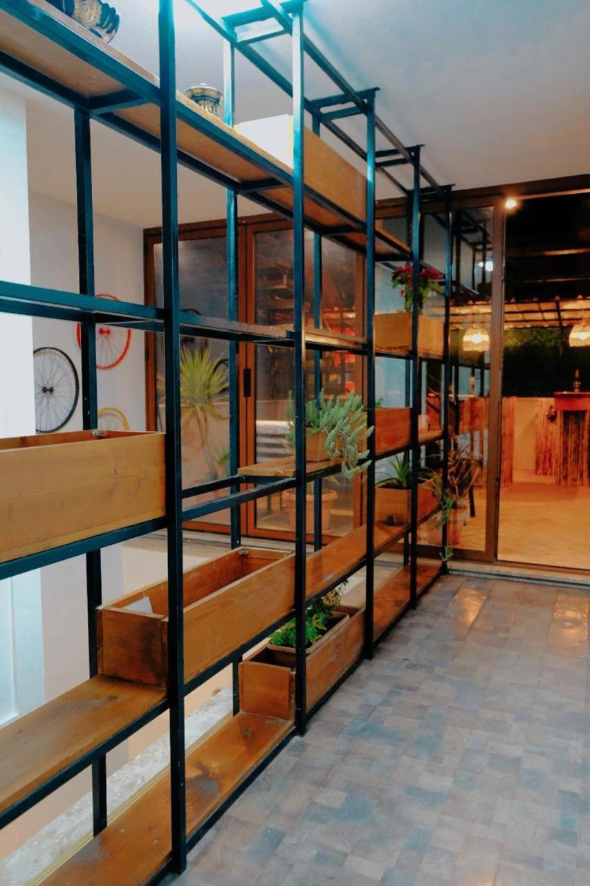 Scodrinon Hostel Shkodër Exterior foto